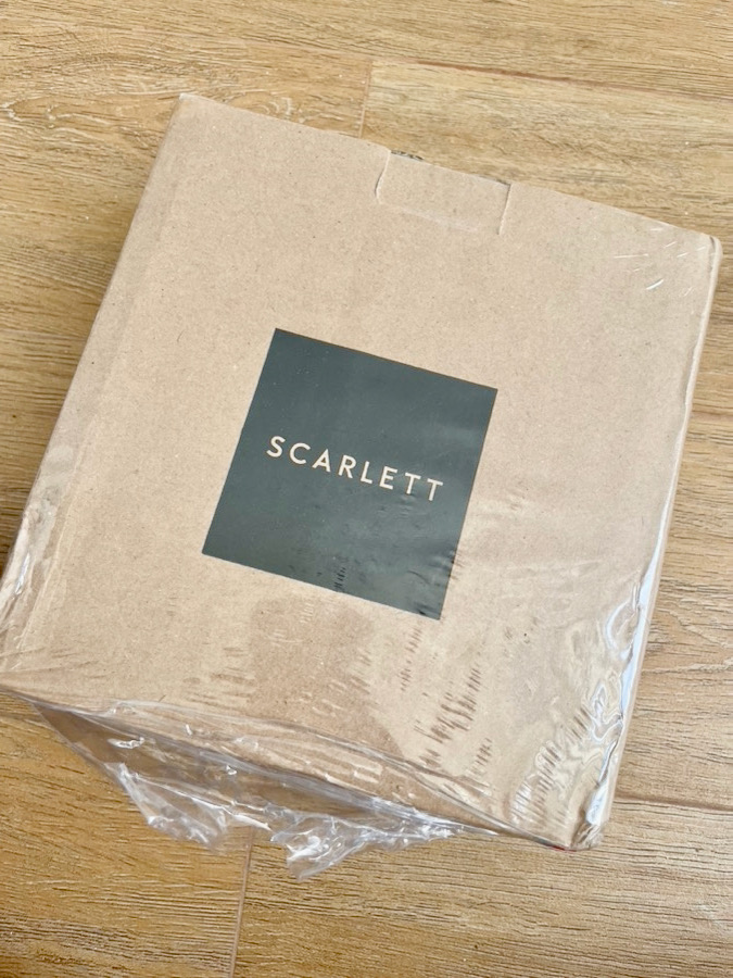 heytheregrace.com | Scarlett Whitening Shipping Packaging Box